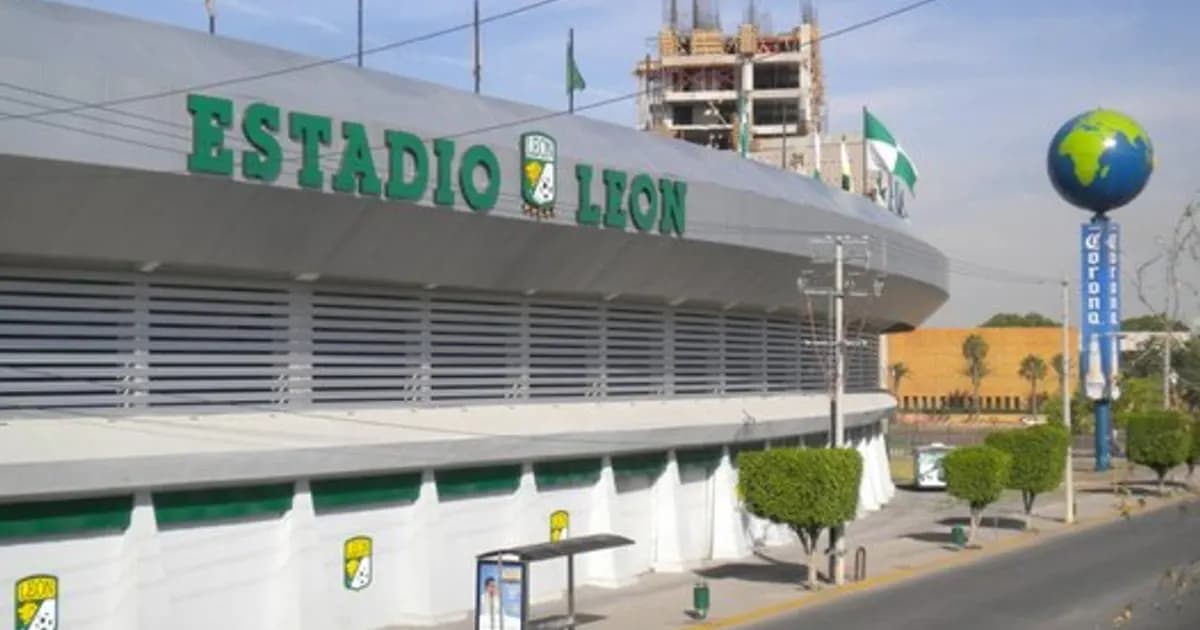 General view of Estadio León's pitch and stands before kickoff of a Liga BBVA MX match